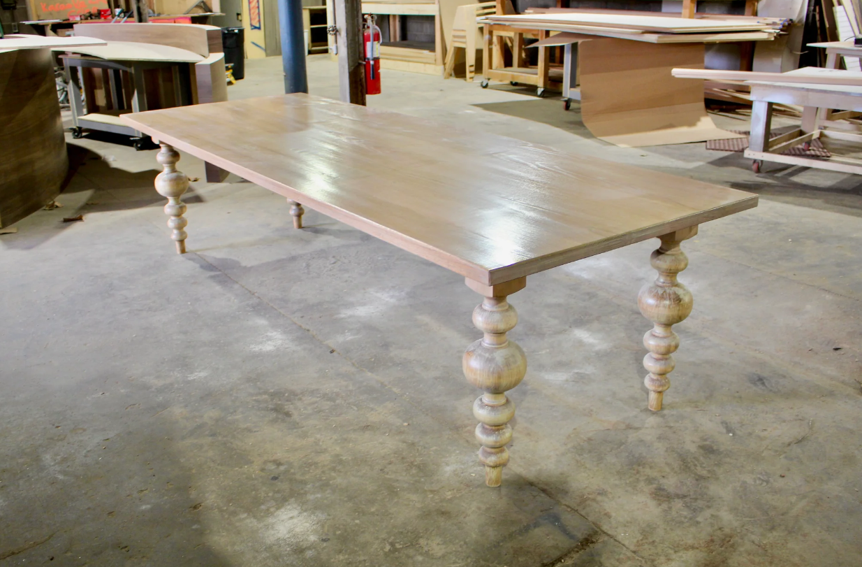 Oslo Table